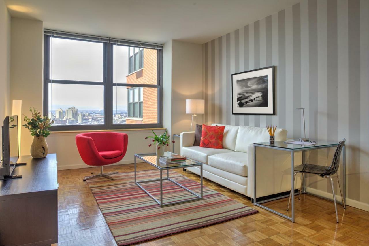 Furnished Quarters At Grove Pointe Appartement Jersey City Buitenkant foto