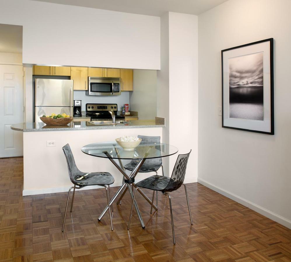 Furnished Quarters At Grove Pointe Appartement Jersey City Buitenkant foto